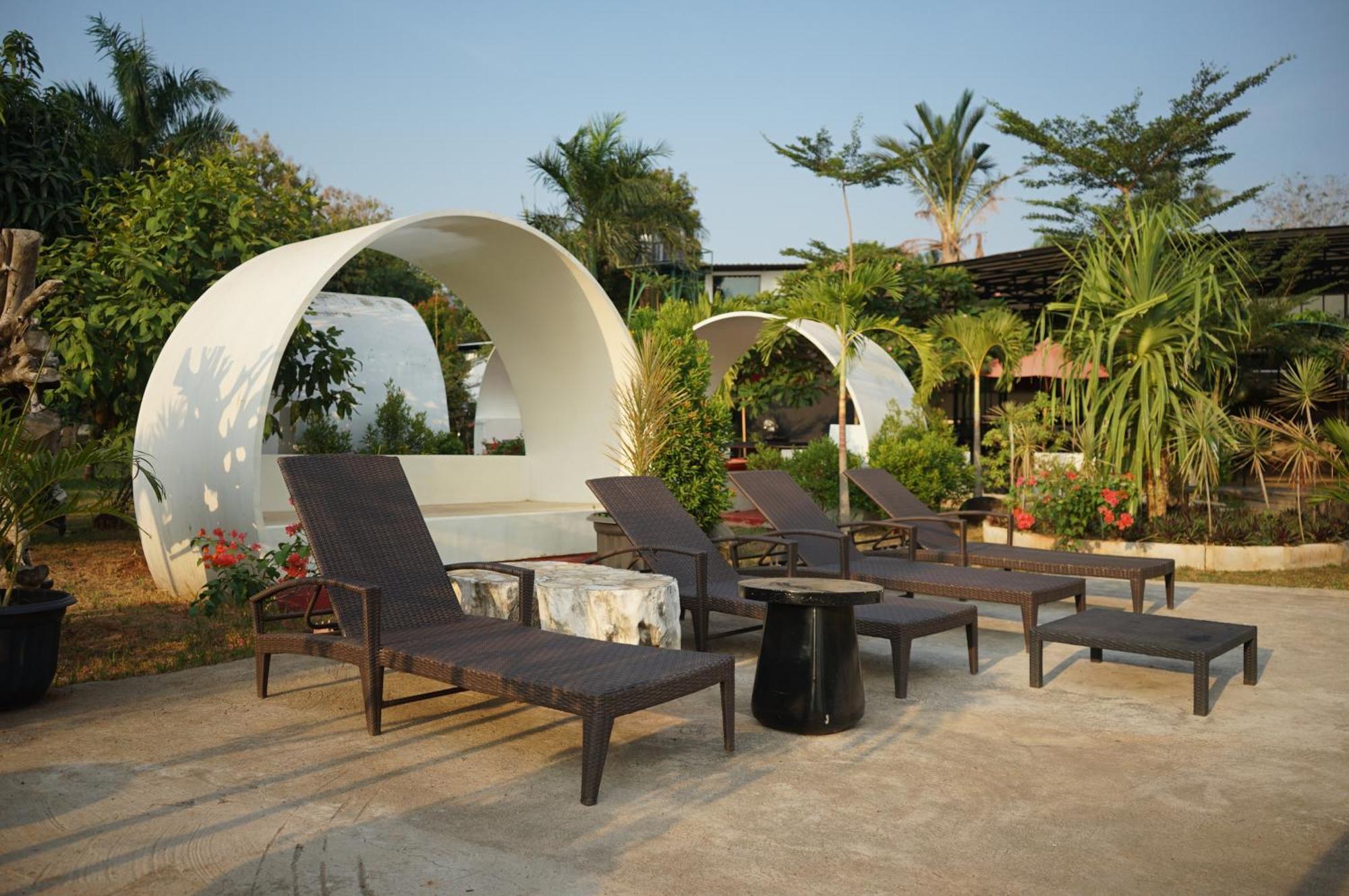 Lucca Resort & Residence Jepara Exterior foto