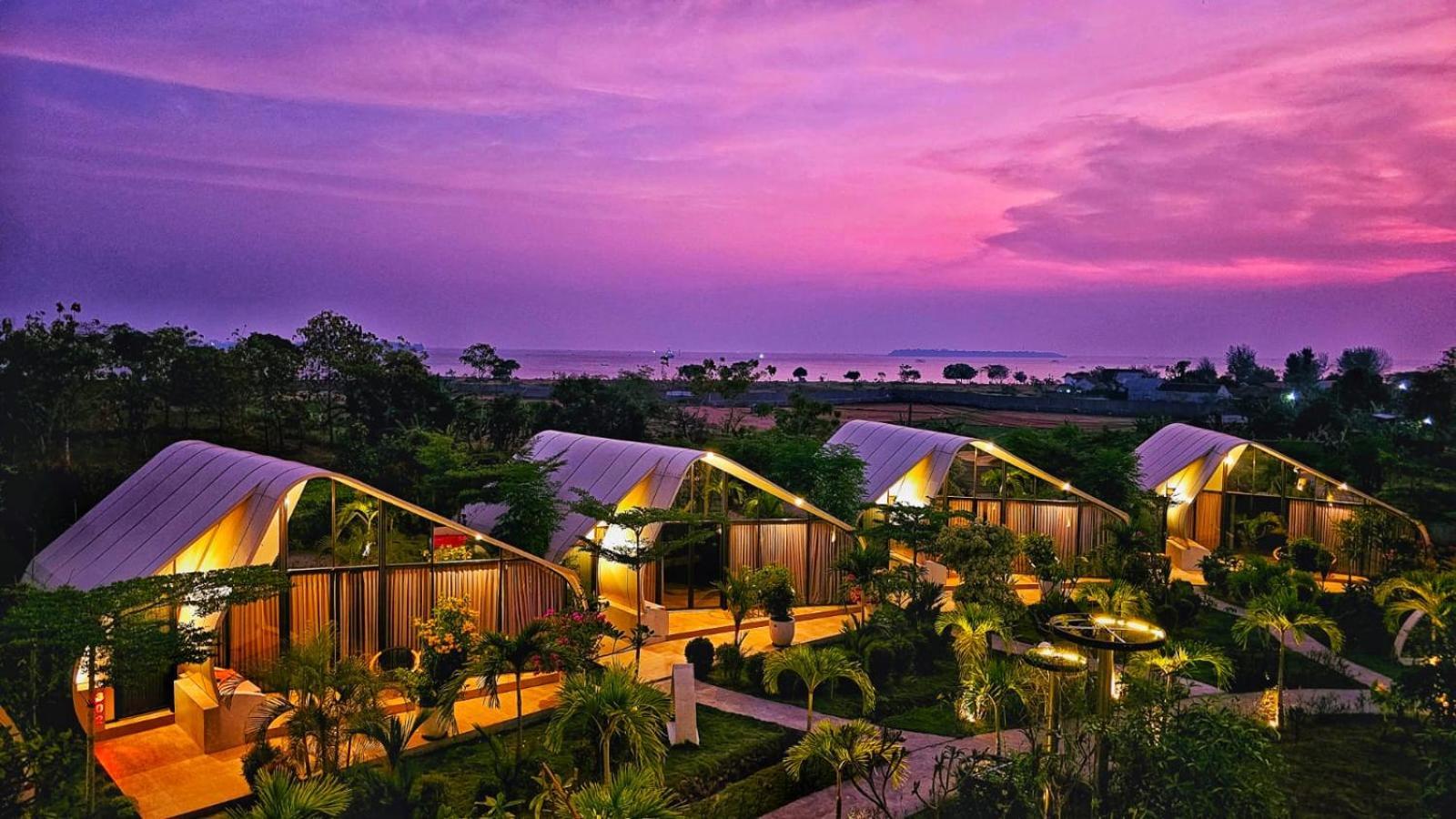 Lucca Resort & Residence Jepara Exterior foto